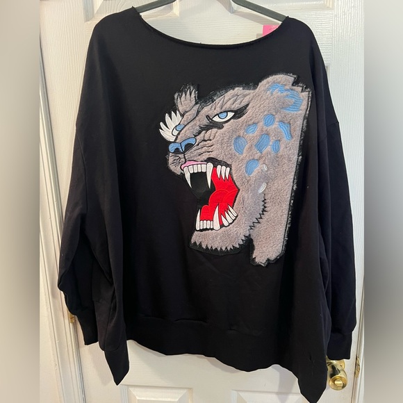 Dressed in LALA Tops - NWT lala sweatshirt